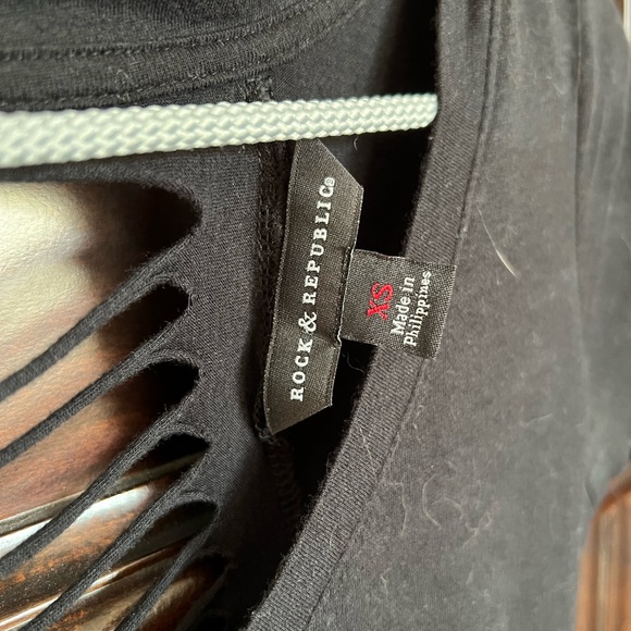 Rock and Republic Rhinestone Snake Ripped Tee - Picture 3 of 3